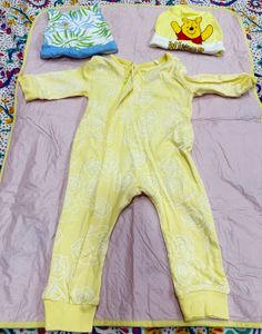 0-3 Months Baby Romper , 2 Caps