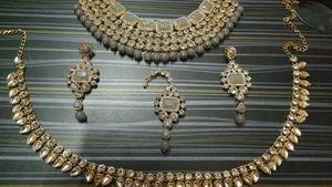 Necklace Set With Kamarbandh