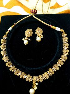 Elegant Gold-Plated Necklace Set