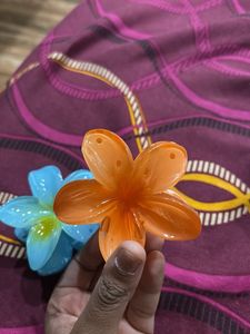 Beautiful flower claw clip, trendy, big palm size