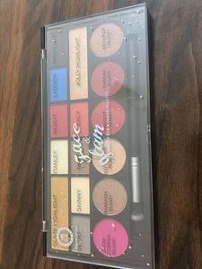 eyeshadow , highlighter and blush Palette