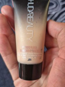 Huda Beauty #FauxFilter Foundation
