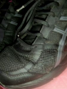 Asics Gel In Black Colour