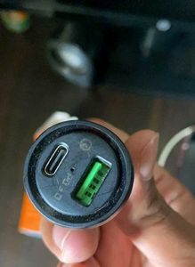 27W Spigen Car Charger