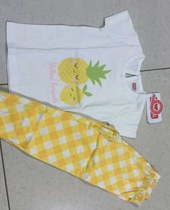 🤍And 🟡 Babyhug Brand Pair