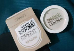 Insight Cosmetics Mermaid Scale Highlighter