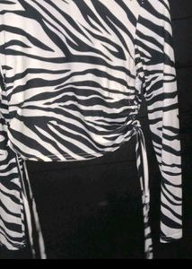 Urbanic Crop Top, Fit Xs/S, New