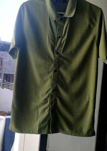 H&amp;M T-shirt
