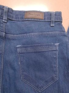 Frayed Hem Skinny Jeans