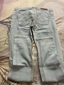 Light Wash Denim Jeans