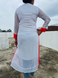 White Kurti