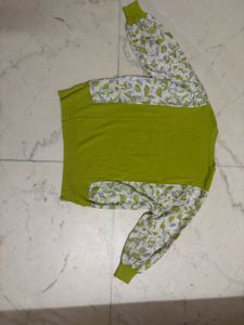 Green Floral Sleeve Top