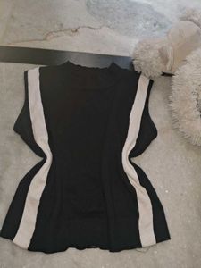 Black Sproty Tank Top With Backless Lace Net