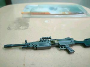 Metallic Gun Keyring