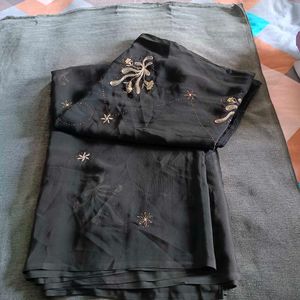 🛍️ Black Saree ⭐⭐⭐⭐⭐