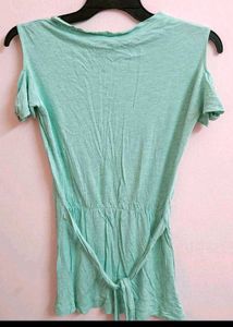 Assorted Women&#39;s Tops - Variety of Styles &amp; Colors