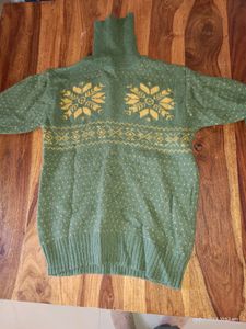 Two Hojari Sweater Of Small Size