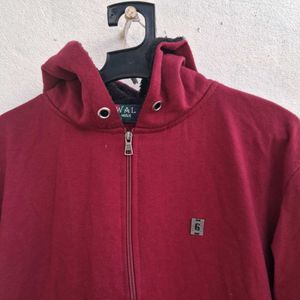 Maroon Zip-Up Hoodie (M)