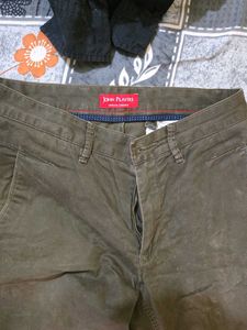 Men&#39;s Olive Green Trousers