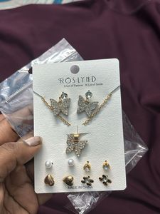 Roslynd Jewelry Set
