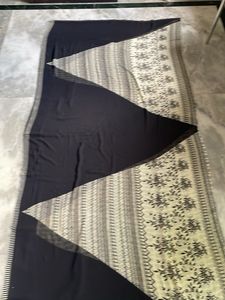 Black &amp; Beige Floral Print Saree