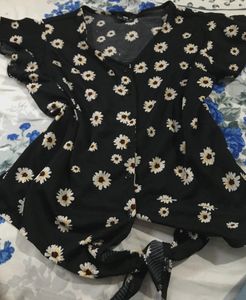 A Very Cute Top From Max