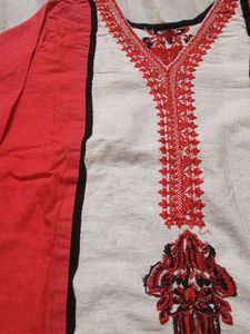 Elegant Red Embroidered Kurta
