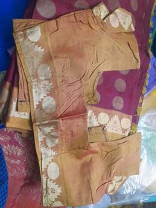 Elegant Maroon Polka Dot  pure silk Saree