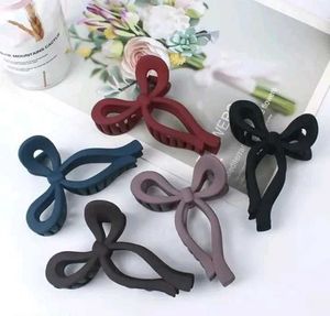 Korean Bow Hair Clip🎀( Set of 2 )