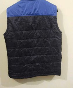 Calidad Sleeveless Padded Jacket