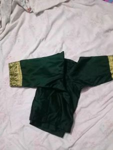 Elegant Green &amp; Gold Saree
