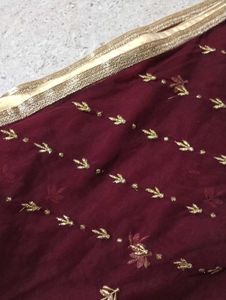 Bridal Maroon &amp; Gold Embroidered Dupatta