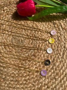 Daisy Pendant Necklace set of 2 charm chain and er