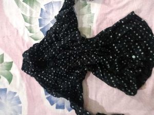 Cute Black Shirlt🖤