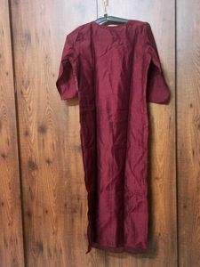 Women Maroon Kurta