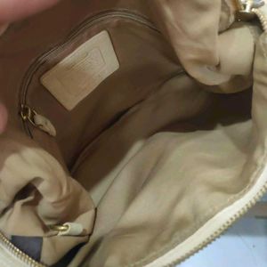 Coach ( Authentic)