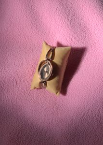 Elegant Women&#39;s Watch