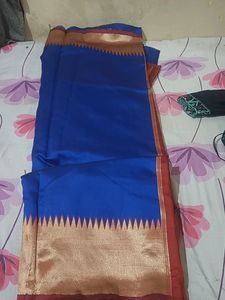 Royal Blue 🔵 And Maroon Light Weight Saree