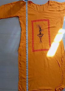 Women&#39;s Kurti / Mustard Yellow