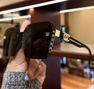 Stylish Black Sunglasses