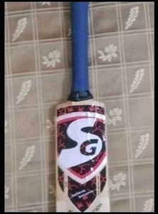 SG Cricket Bat