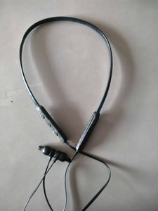 boat Wireless Bluetooth Headphones