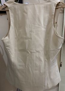 H &amp; M beige waistcoat women