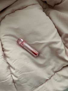 etude over glowy tint