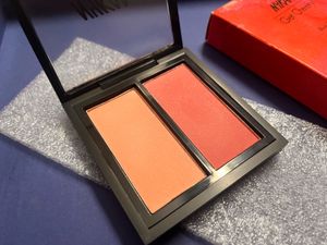 Nykaa Get Cheeky! Blush &amp; Highlighter Combo
