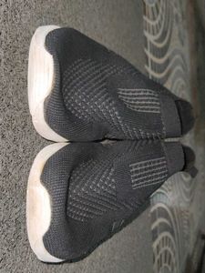 Black Slip-on Sneakers