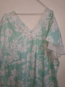 Gown (Women&#39;s)