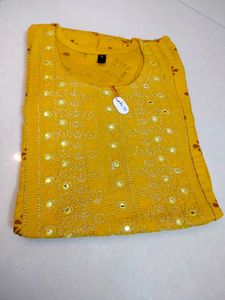 Sale Offer🥳💰Trendy Embroidered Kurti Or Tunic