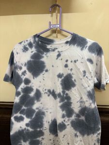 Tie Dye Tee - Trendy &amp; Unique!