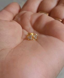 Beautiful New Shaining Stone Studs